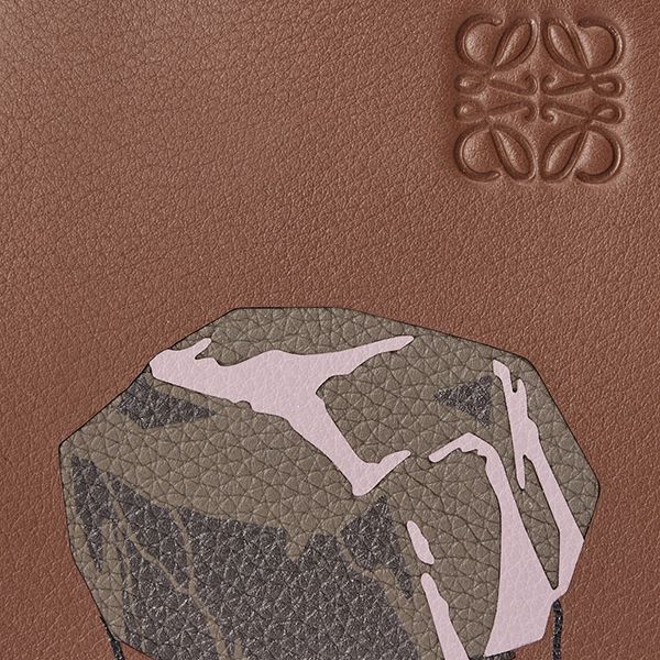 完売必至!ロエベ×ジブリ ススワタリ ハンモック 偽物 ドローストリングバッグ ミニ (クラシックカーフ&テキスタイル)A538V07X14